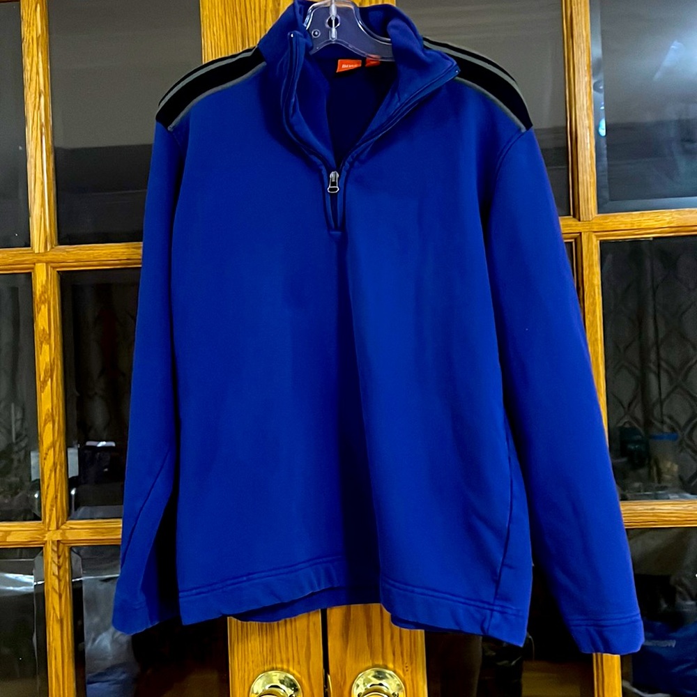 Pre-Owned Boss Orange sweatshirt, size XL in blue and black in great condition.